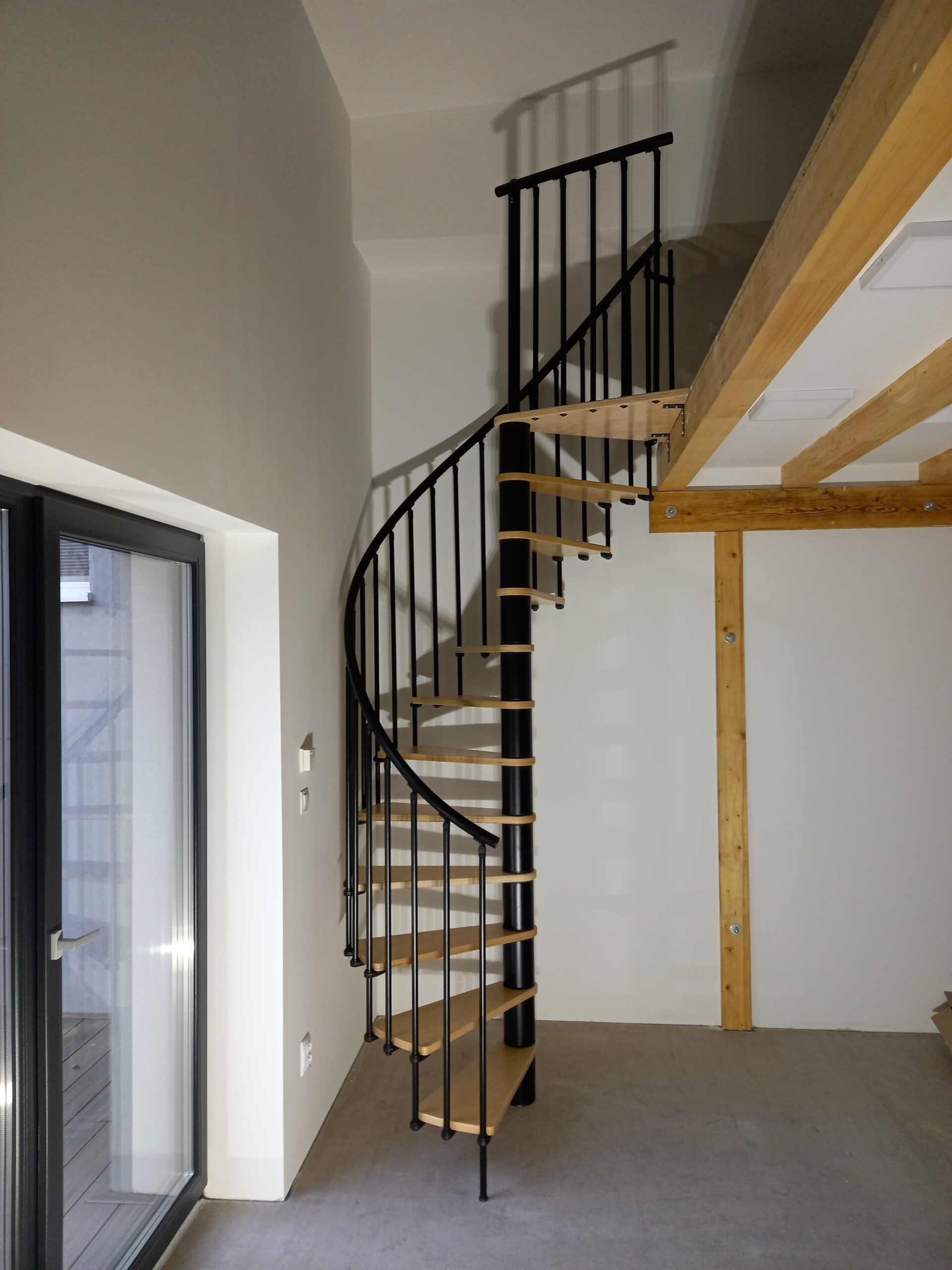 Förverkligande av Minka spiraltrappa Berlin